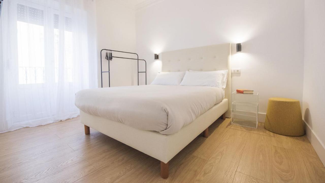 Apartamentos Boutique Puerta De Reyes Toledo Luaran gambar